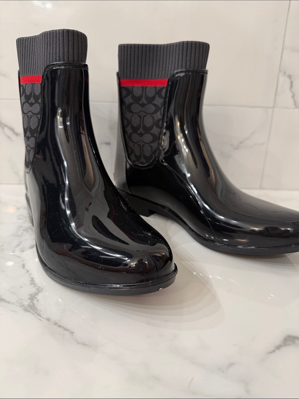 NWOT Coach Rivington Rubber Rain Boots Black Red Knit Logo Trim Size 7